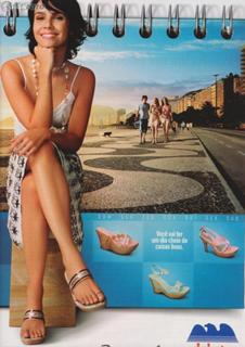 Débora Falabella feet photo 4