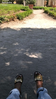 Karrueche Tran feet photo thumbnail