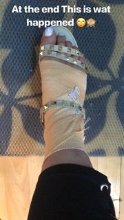 Raai Laxmi feet photo thumbnail