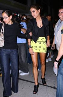 Jessica Stroup feet photo thumbnail
