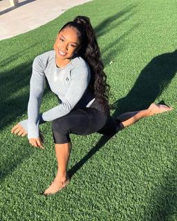 Qimmah Russo feet photo thumbnail