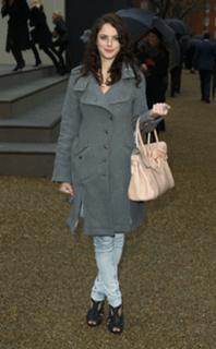 Kaya Scodelario feet photo thumbnail
