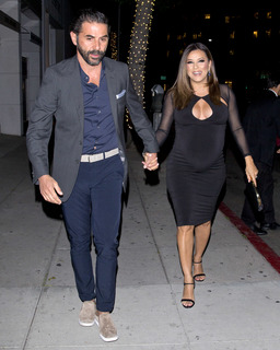 Eva Longoria feet photo thumbnail