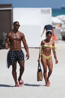 Karrueche Tran feet photo thumbnail
