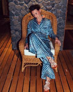 Aly Michalka feet photo thumbnail