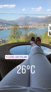 Xenia Tchoumitcheva feet photo thumbnail
