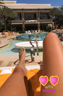 Nabilla Benattia feet photo thumbnail