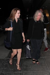 Amy Adams feet photo thumbnail