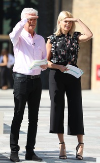 Holly Willoughby feet photo thumbnail