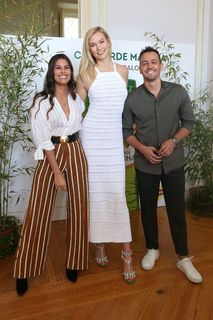 Karlie Kloss feet photo thumbnail