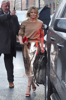 Jennifer Morrison feet photo thumbnail