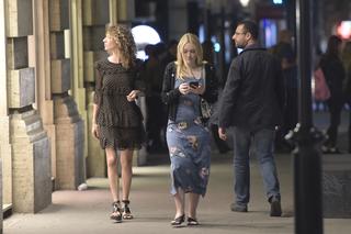 Dakota Fanning feet photo thumbnail