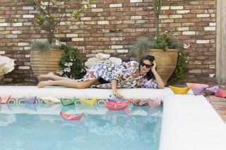 Miranda Kerr feet photo thumbnail