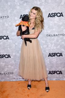 Nina Agdal feet photo thumbnail
