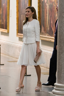 Queen Letizia of Spain feet photo thumbnail