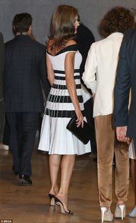 Queen Letizia of Spain feet photo thumbnail