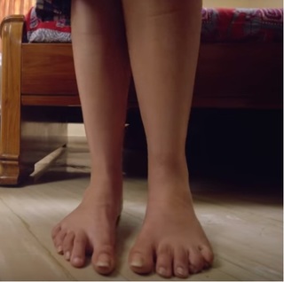 Raai Laxmi feet photo thumbnail