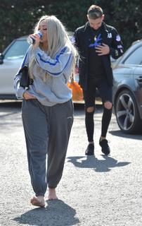 Chloe Ferry feet photo thumbnail