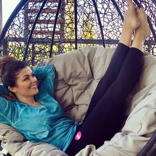 Katarzyna Cichopek feet photo thumbnail