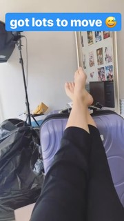 Imane Pokimane Anys feet photo thumbnail