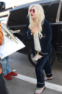 Kesha feet photo thumbnail