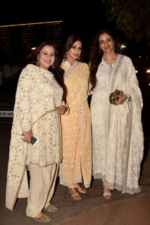 Sonali Bendre feet photo thumbnail
