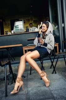 Anna Lewandowska feet photo thumbnail