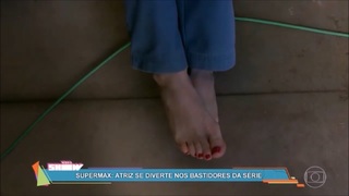 Mariana Ximenes feet photo thumbnail