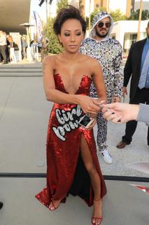 Mel B feet photo thumbnail