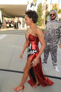 Mel B feet photo thumbnail