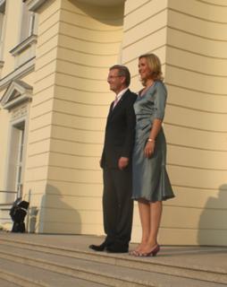 Bettina Wulff feet photo 3
