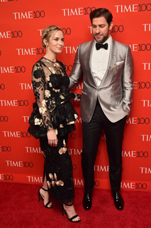 Emily Blunt feet photo thumbnail