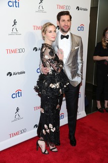 Emily Blunt feet photo thumbnail