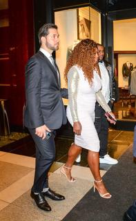 Serena Williams feet photo thumbnail
