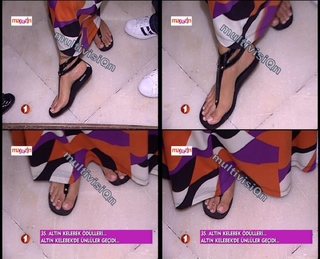 Pinar Altug feet photo thumbnail