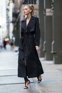 Elsa Hosk feet photo thumbnail