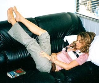 Kylie Minogue feet photo thumbnail