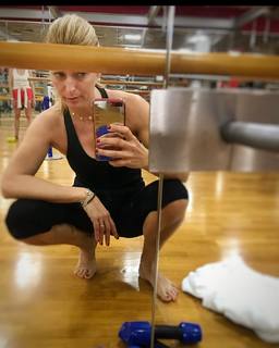 Federica Fontana feet photo thumbnail