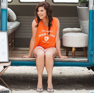 Tiffani Thiessen feet photo thumbnail