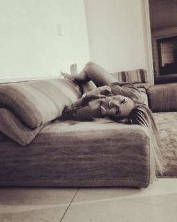 Lara Gut feet photo 4