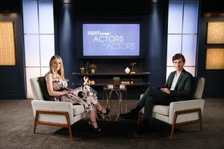 Dakota Fanning feet photo thumbnail