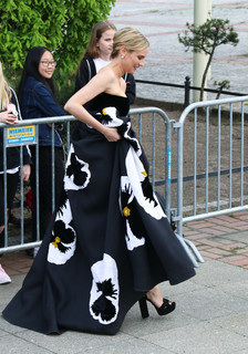 Diane Kruger feet photo thumbnail