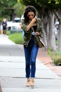 Jenna Dewan feet photo thumbnail