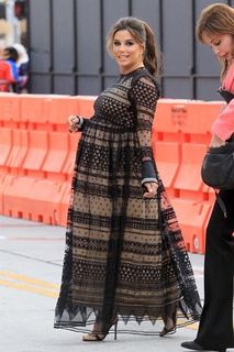 Eva Longoria feet photo thumbnail