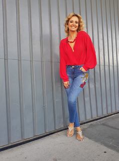 Cristina Ferreira feet photo thumbnail