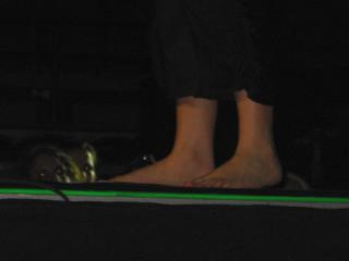 Kelly Clarkson feet photo 3