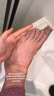 Gabbie Hanna feet photo thumbnail