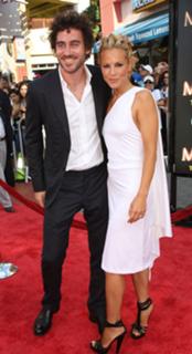 Maria Bello feet photo thumbnail