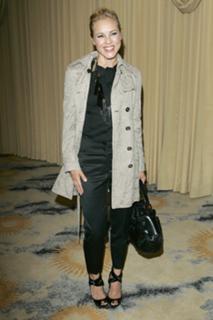 Maria Bello feet photo thumbnail