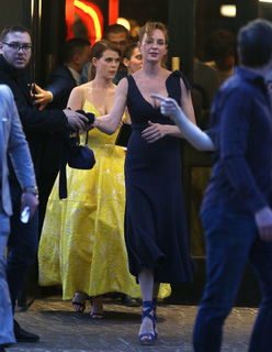Alice Eve feet photo thumbnail